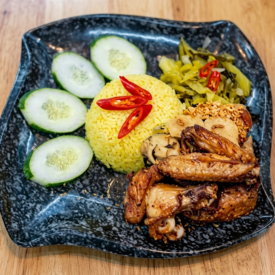 canh-ga-chien-nuoc-mam-com-ga-ngon-vung